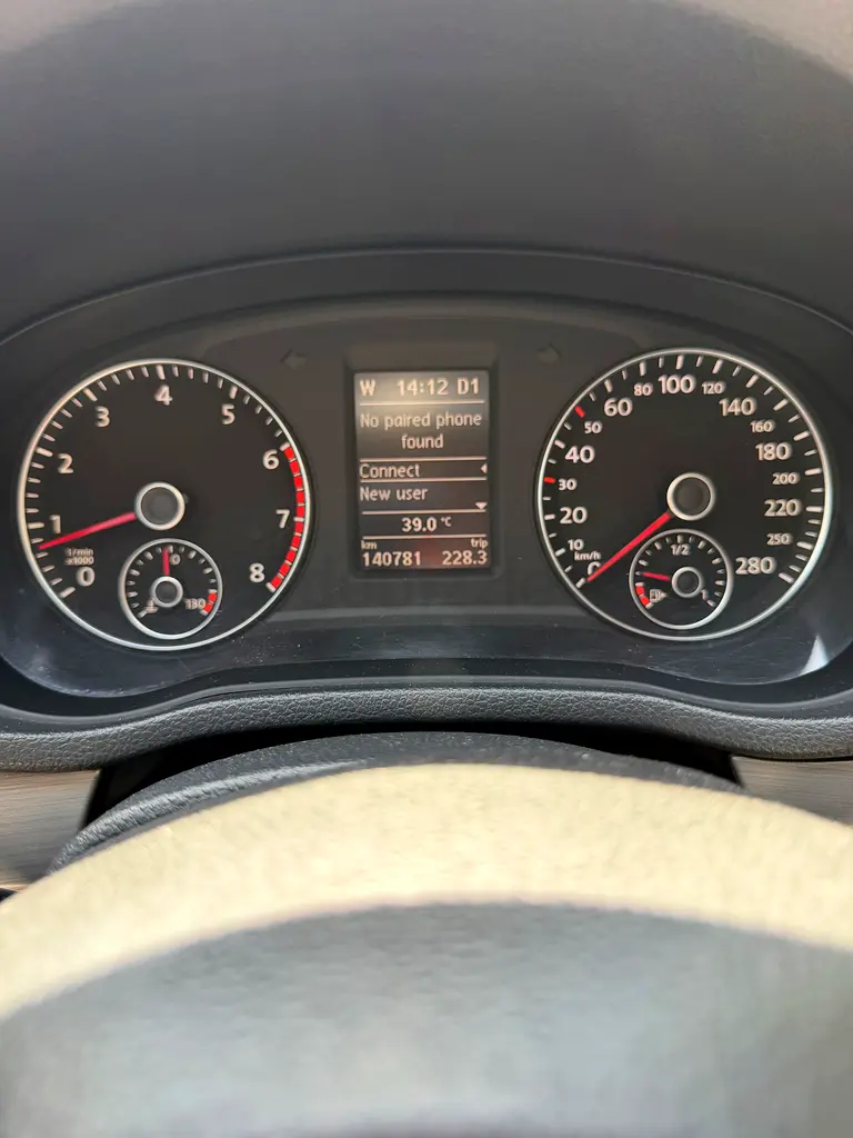 Volkswagen Passat 1.8 SE 2015 | Well Maintained | GCC Specs | 141,000 km - Image 10