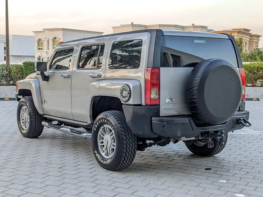 HUMMER 2006 FULL OPTION G.C.C IN EXCELLENT CONDITION - Image 7