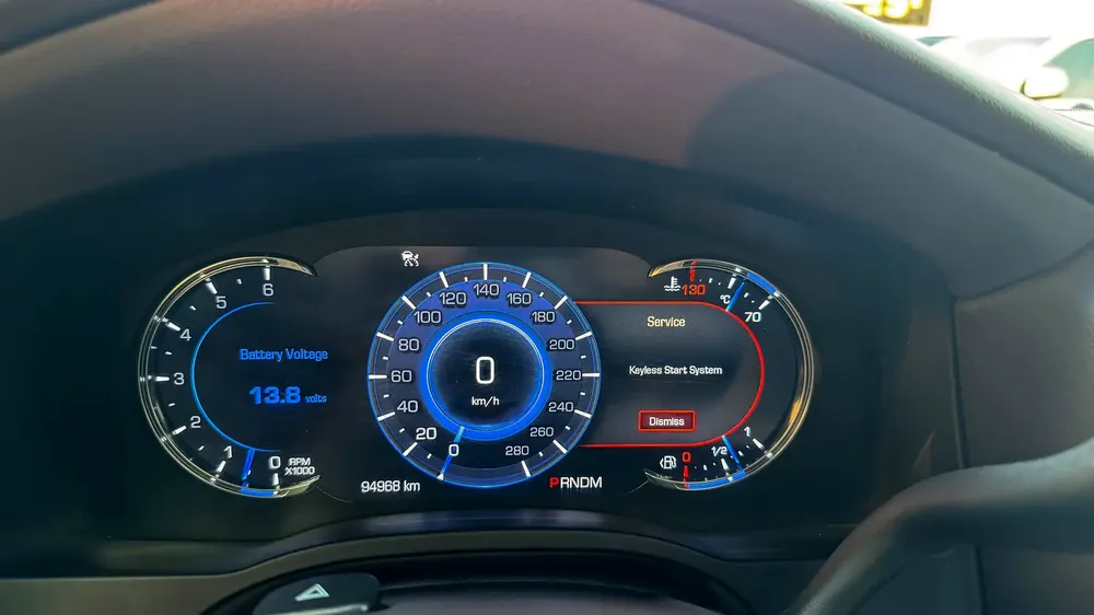 Cadillac Escalade Platinum 2016 Full Service History GCC 6.2L V8 Low Mileage - Image 8