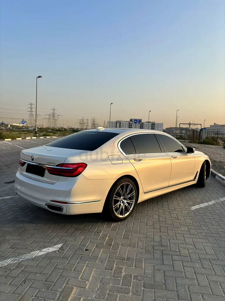 BMW 7-Series 730Li 2019 GCC Specs - Image 4