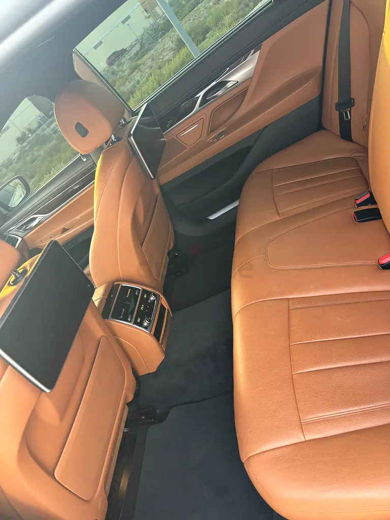 BMW 7-Series 730Li 2019 GCC Specs - Image 6