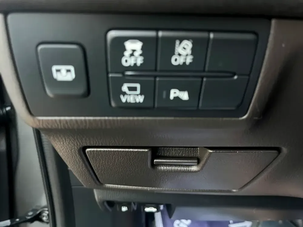 Mazda 6 Sport 2020  model full service history gcc - Image 19