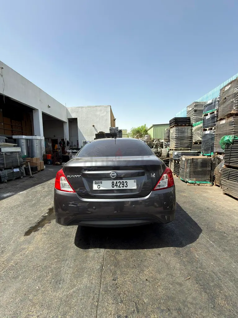 Nissan Sunny EX 2019 - GCC Specs - Excellent Condition - Image 9