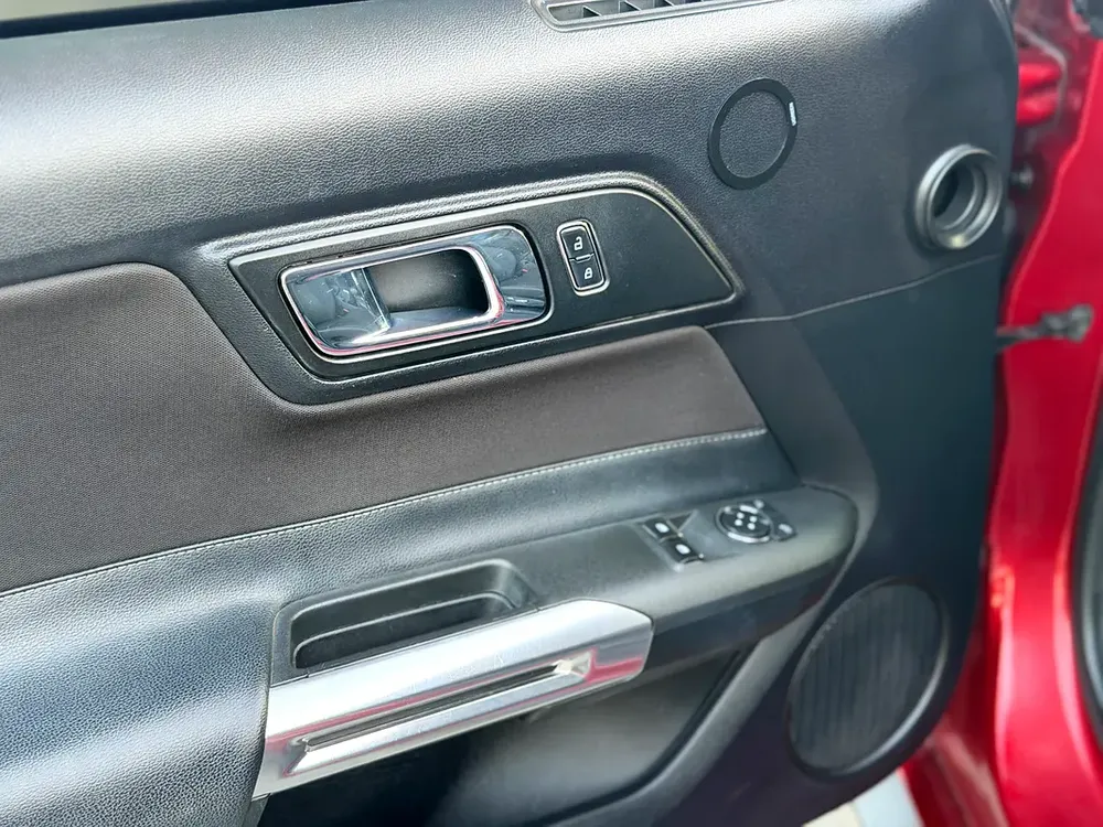 2017 Ford Mustang GCC Specs - Well Maintained - Image 11
