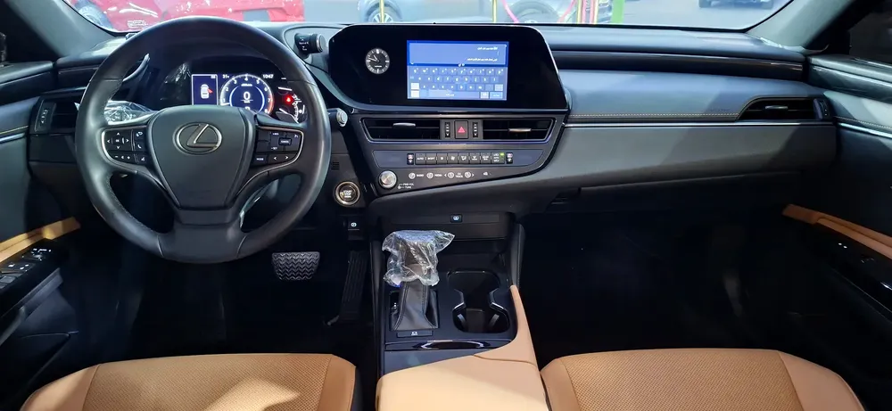 Lexus ES350 Gcc specs (no warranty) - Image 11