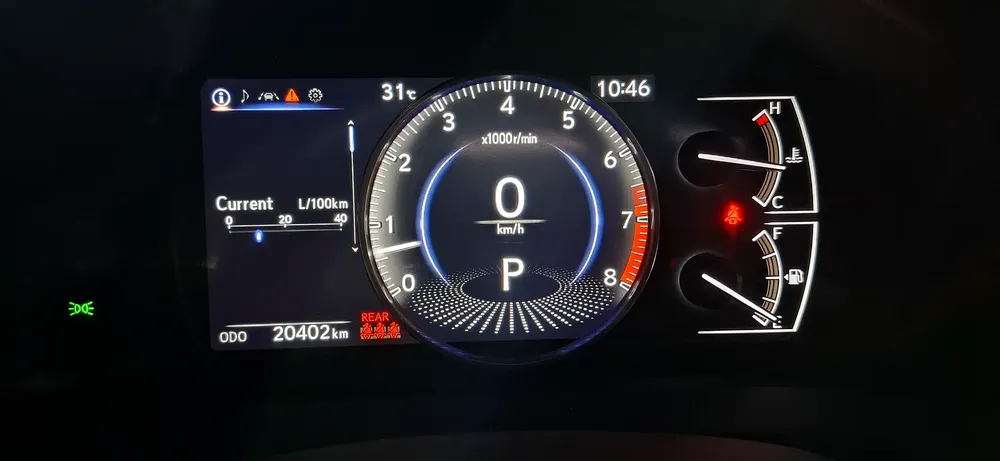 Lexus ES350 Gcc specs (no warranty) - Image 9