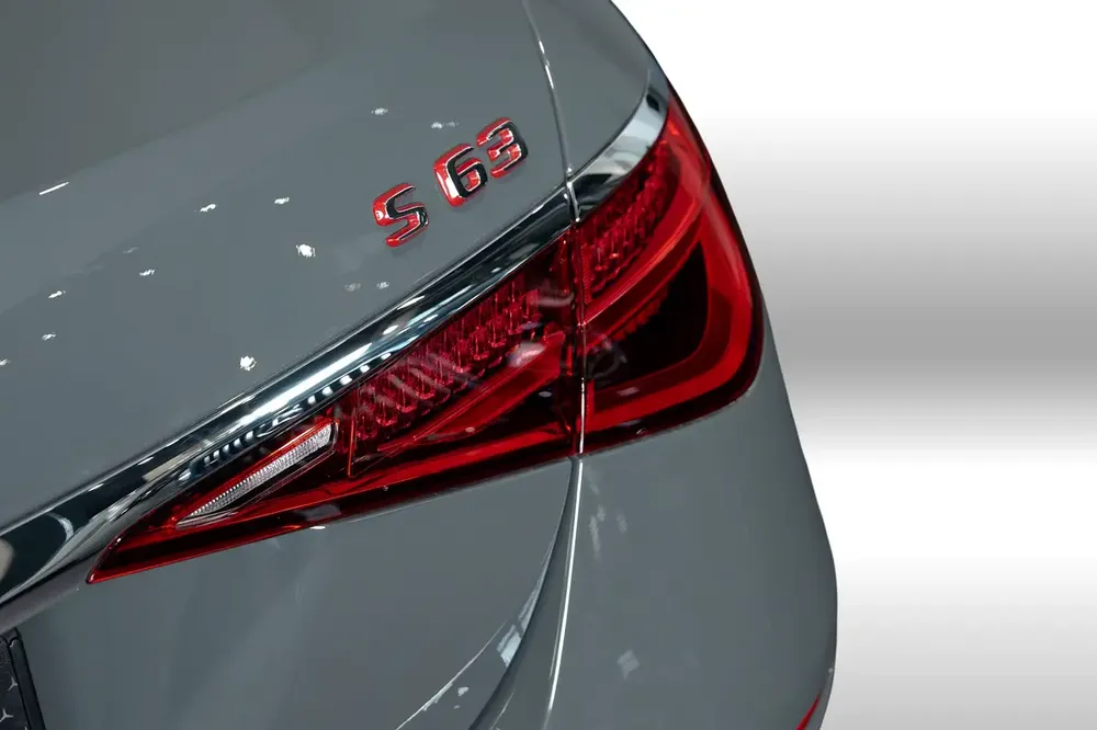 0% DOWNPAYMENT | MERCEDES-BENZ SERVICE AND WARRANTY PACKAGE | AED 12,937 P/M - Image 10