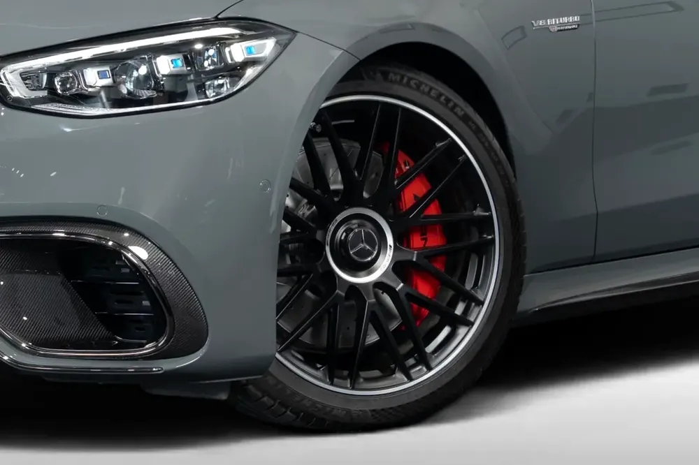 0% DOWNPAYMENT | MERCEDES-BENZ SERVICE AND WARRANTY PACKAGE | AED 12,937 P/M - Image 8