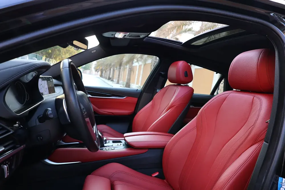 BMW X6 2018-114,000km -GCC Specs-Excellent Condition - Image 15