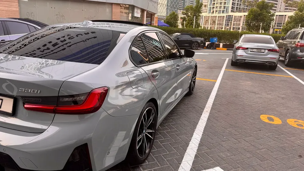 BMW 3-Series 330i 2023 GCC Specs - Image 6