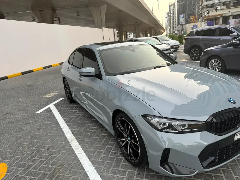 BMW 3-Series 330i 2023 GCC Specs - Image 8