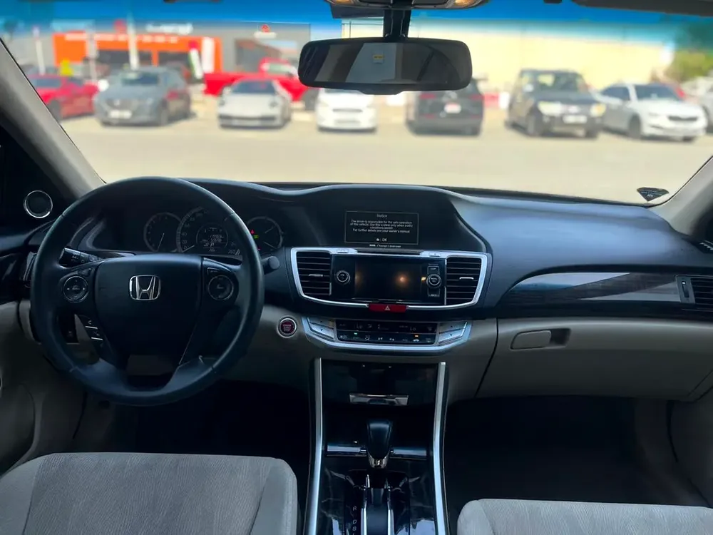 FINAL PRICE 2015 HONDA ACCORD 2.4L FULL OPTION || GCC || ORIGINAL PAINT || FULL AGENCY SERVICE - Image 10