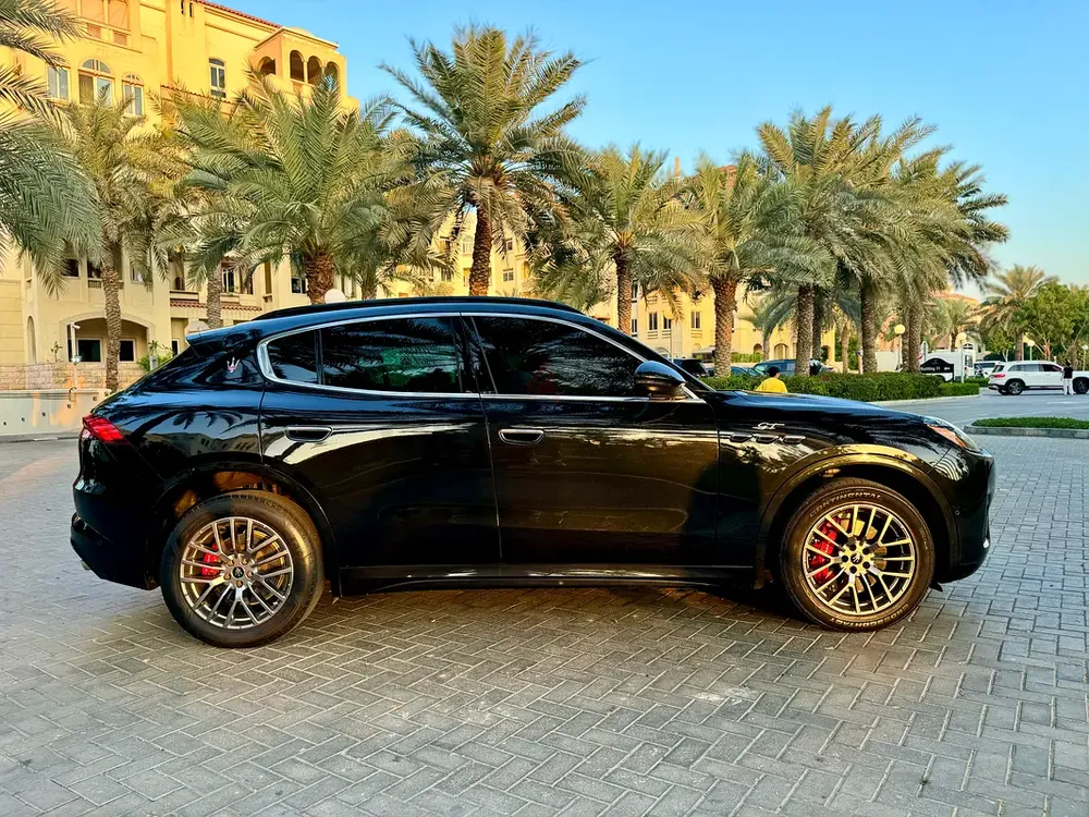Maserati Grecale 2023 GT - Super clean  Low Mileage - Image 8