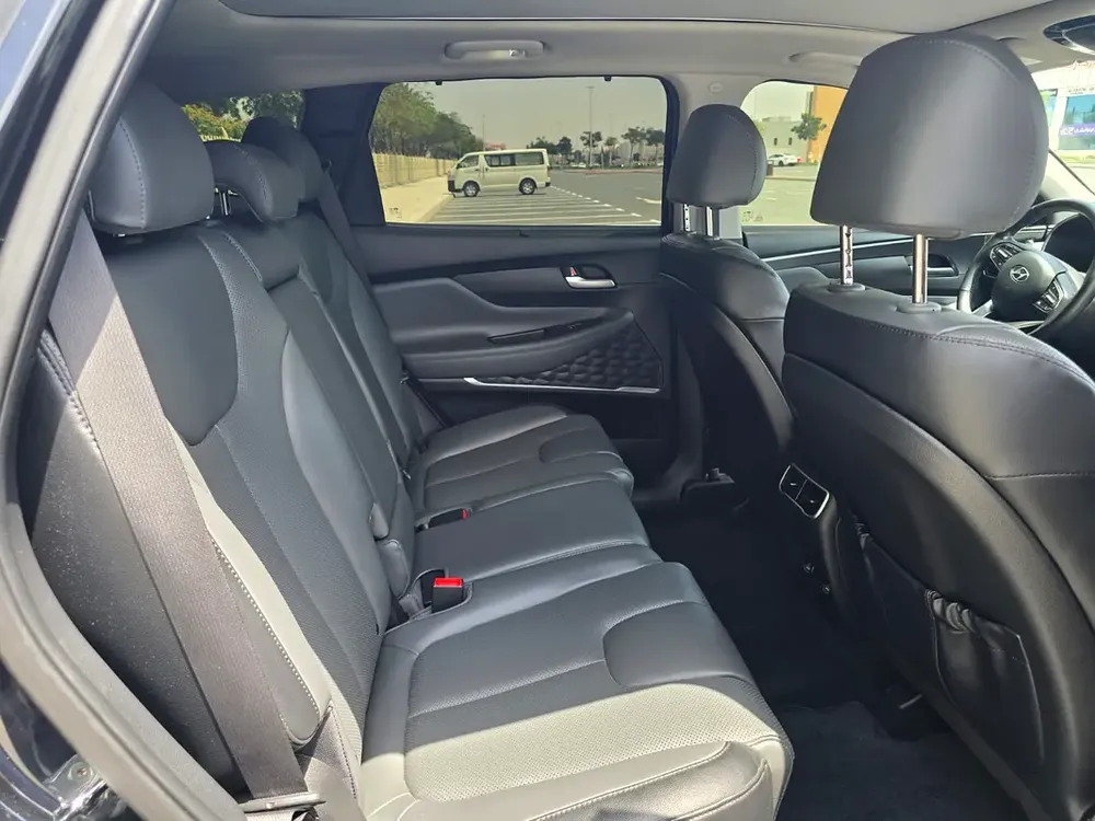 Hyundai Santa Fe HTRAC 2023 - GCC Specs - Image 11