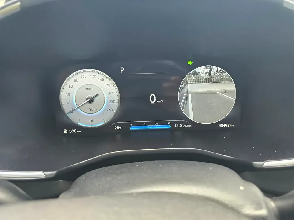 Hyundai Santa Fe HTRAC 2023 - GCC Specs - Image 17