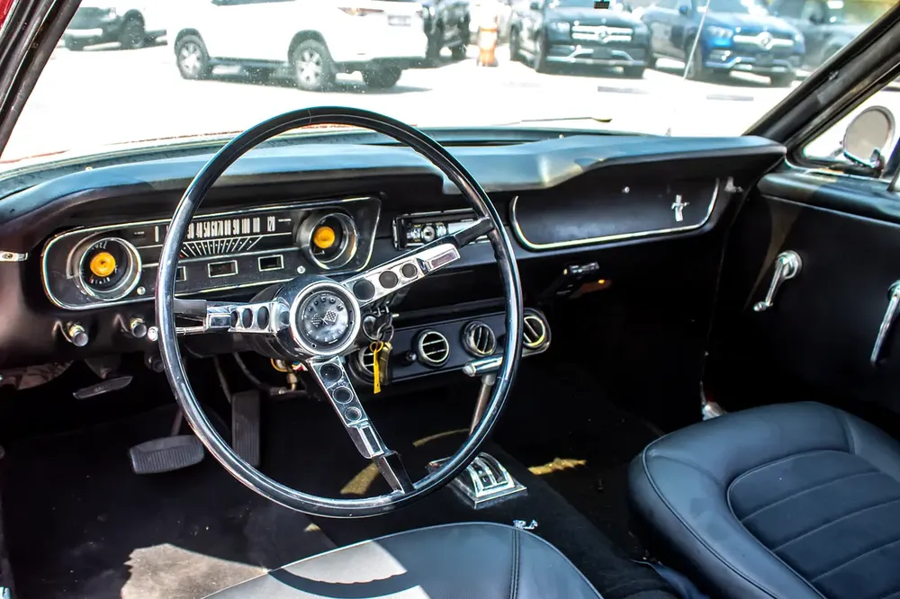 CLASSIC - 1965 - Ford Mustang (289) - JAPAN IMPORT -LOW MILEAGE - Image 12