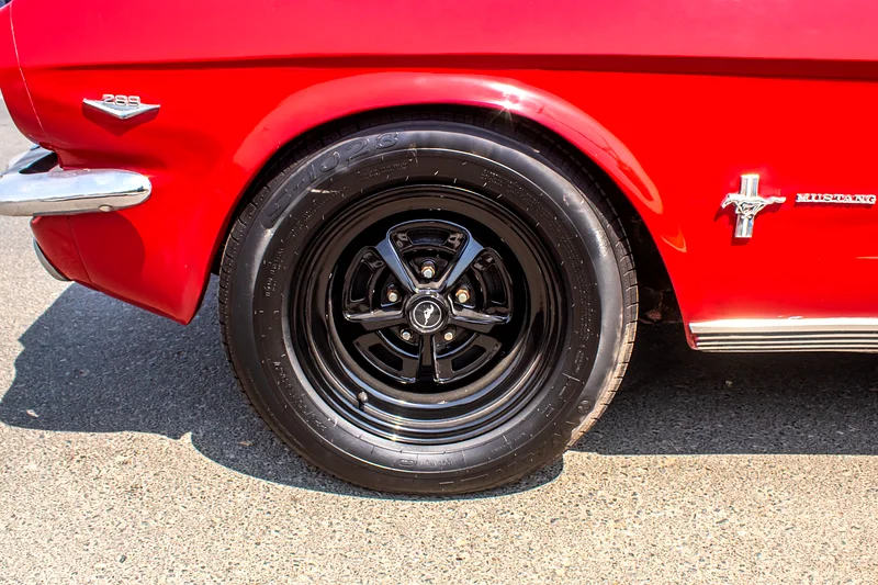 CLASSIC - 1965 - Ford Mustang (289) - JAPAN IMPORT -LOW MILEAGE - Image 9