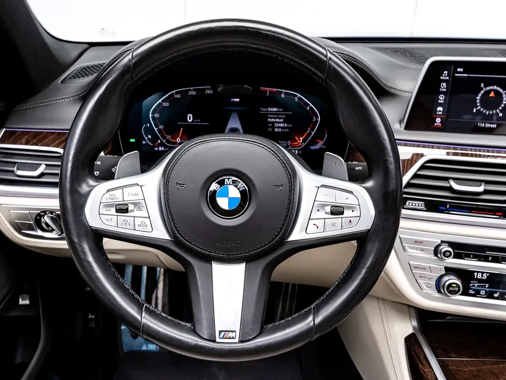 BUY NOW, PAY 2027 | THE BLACKLINE STANDARD | 2027 BMW Warranty + Service Contract, GCC - Image 11