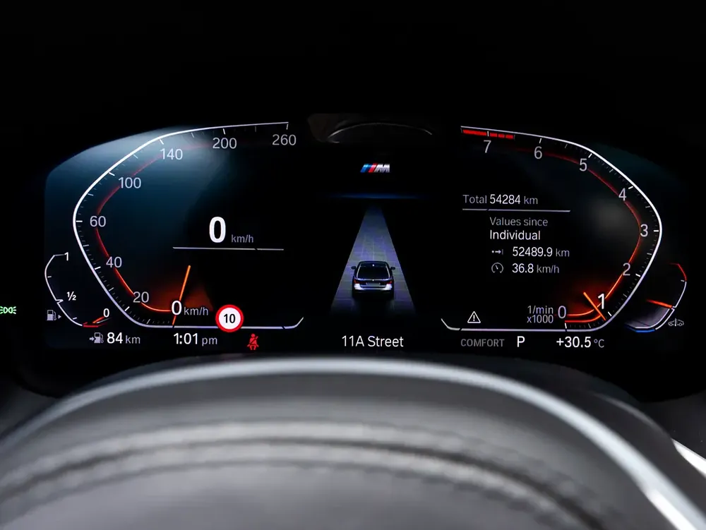 BUY NOW, PAY 2027 | THE BLACKLINE STANDARD | 2027 BMW Warranty + Service Contract, GCC - Image 12