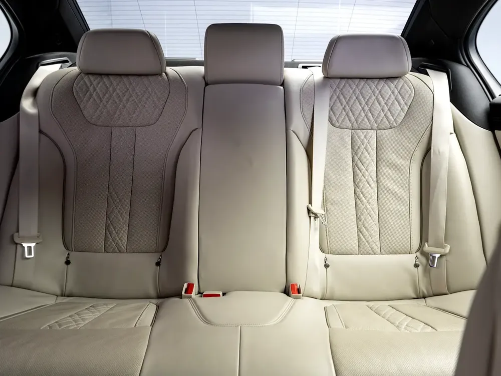 BUY NOW, PAY 2027 | THE BLACKLINE STANDARD | 2027 BMW Warranty + Service Contract, GCC - Image 17