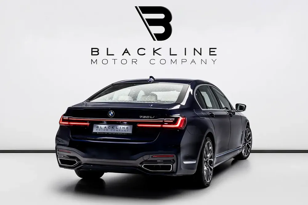 BUY NOW, PAY 2027 | THE BLACKLINE STANDARD | 2027 BMW Warranty + Service Contract, GCC - Image 4