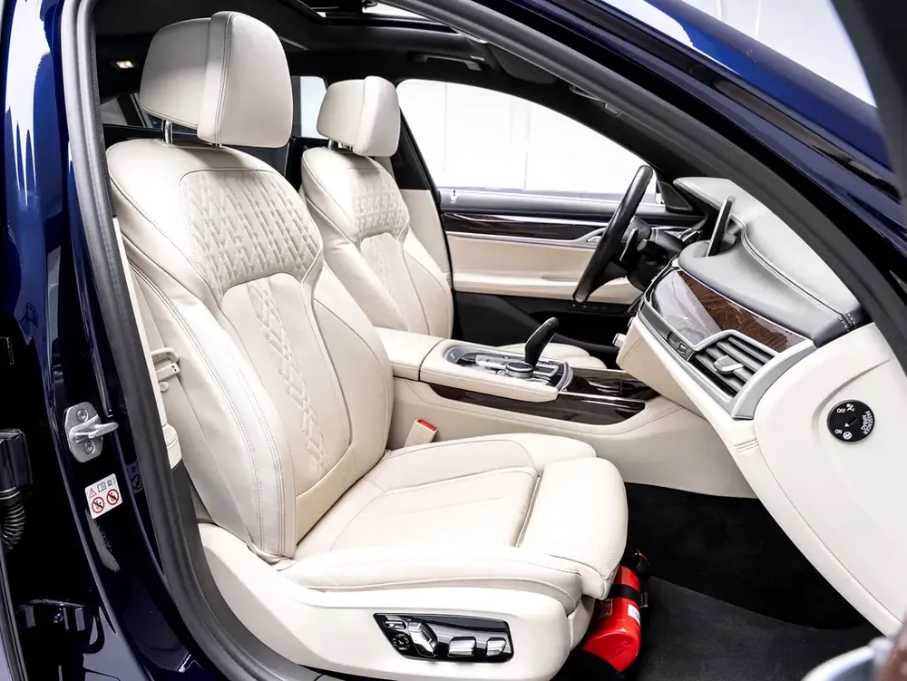 BUY NOW, PAY 2027 | THE BLACKLINE STANDARD | 2027 BMW Warranty + Service Contract, GCC - Image 8
