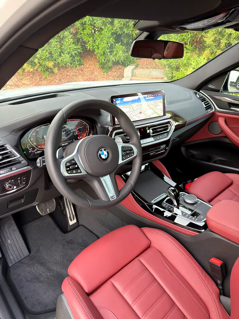 BMW X4 xDrive30i M Sport - 5 Years Warranty - 5 Years Free Service - Free insurance - Window tint - Image 10