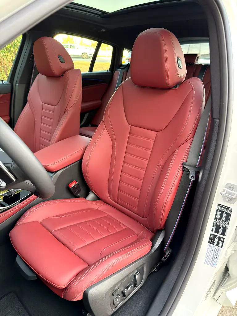 BMW X4 xDrive30i M Sport - 5 Years Warranty - 5 Years Free Service - Free insurance - Window tint - Image 11