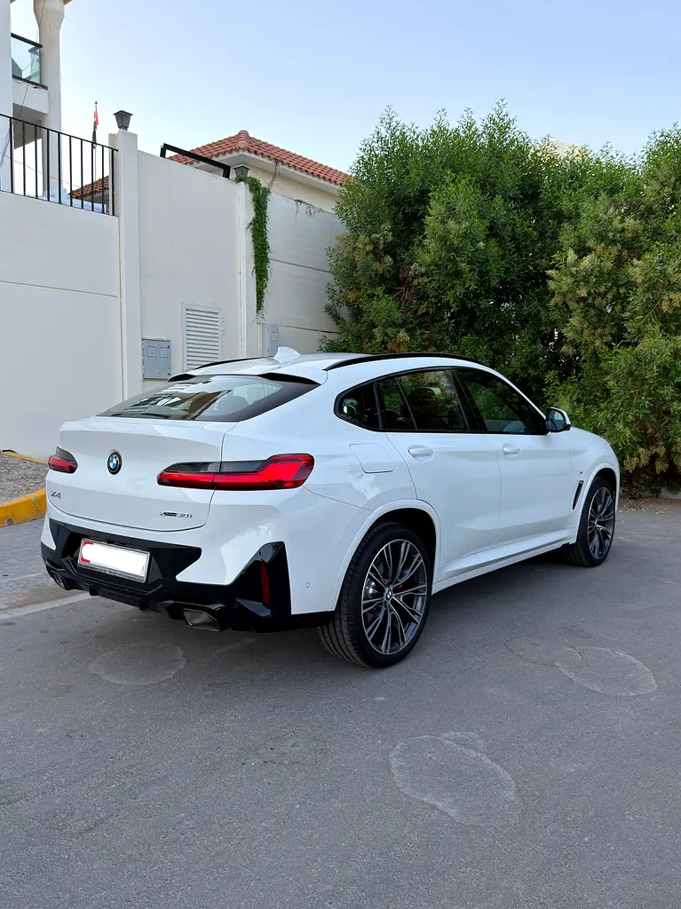 BMW X4 xDrive30i M Sport - 5 Years Warranty - 5 Years Free Service - Free insurance - Window tint - Image 7