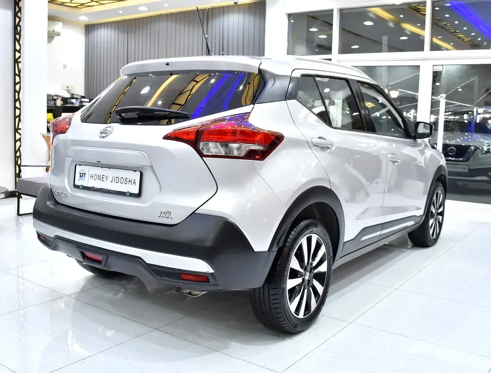 EXCELLENT DEAL for our Nissan Kicks ( 2017 Model ) in Silver Color GCC Specs - Image 5
