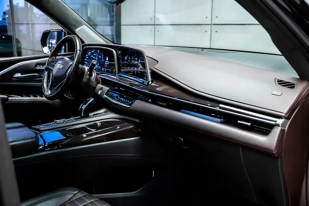 Cadillac Escalade Platinum 2022 GCC Specs - Pristine Condition - Image 18