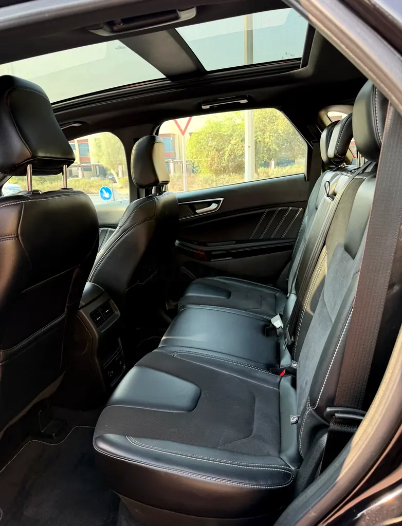 Beautiful GCC Specs, Ford Edge 2022 ( Top Specs ) - Image 10