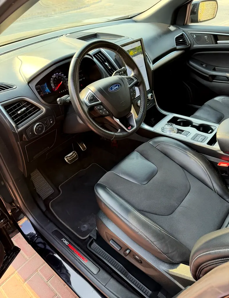 Beautiful GCC Specs, Ford Edge 2022 ( Top Specs ) - Image 9