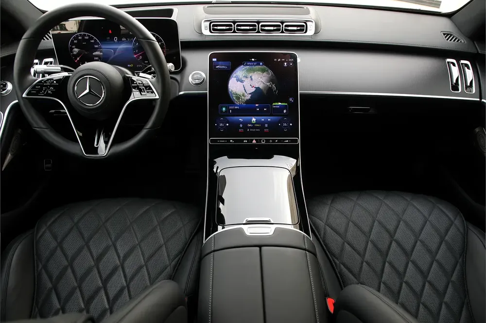Mercedes-Benz S-Class S 450 4MATIC 2025 - Korean Specs - Brand New! - Image 9