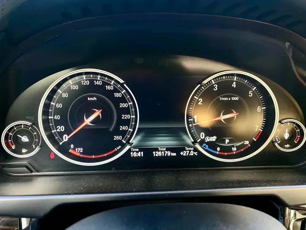 2018 BMW X6 Xdrive 35i || GCC specs || FULL AGENCY SERVICED || ACCIDENT FREE || CARPLAY - Image 11