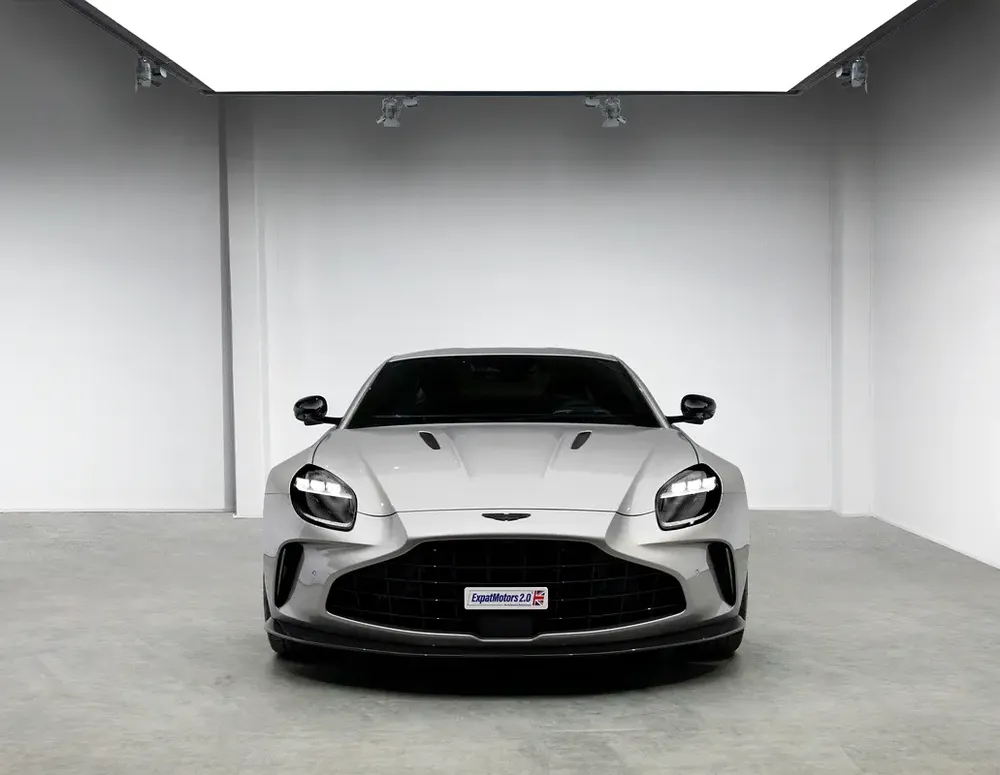 Ultra Low Mileage • FDSH • Aston-Martin Warranty + Service Contract • GCC - Image 4