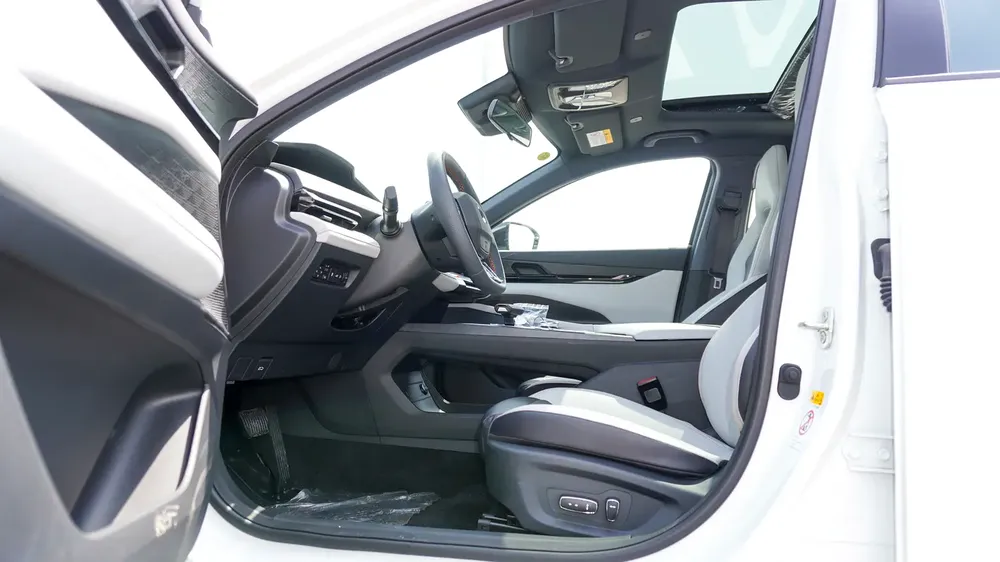 Brand New Uni-V IDD Smart Cool 2024 1.5L Hybrid 2WD |White/Black |N-UNI-V-1.5-24 |FOR LOCAL - Image 8