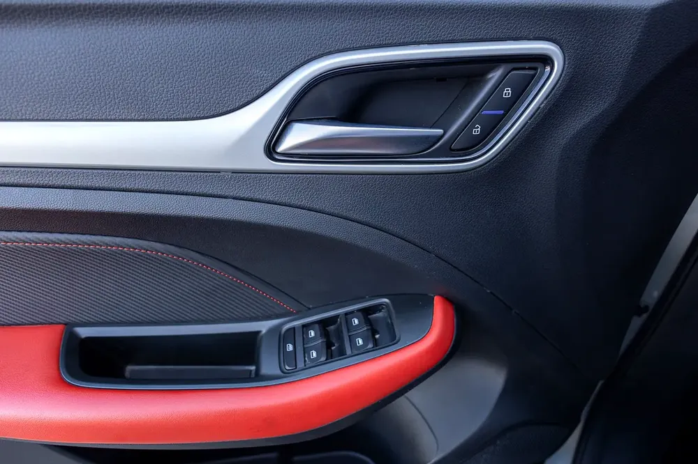 MG ZS 2025 GCC specs - Image 10