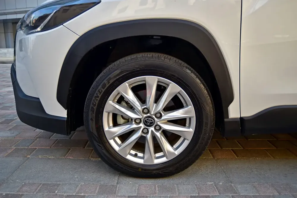 2024 - TOYOTA COROLLA CROSS - SUNROOF - ONLY 9,000 KM - Image 18