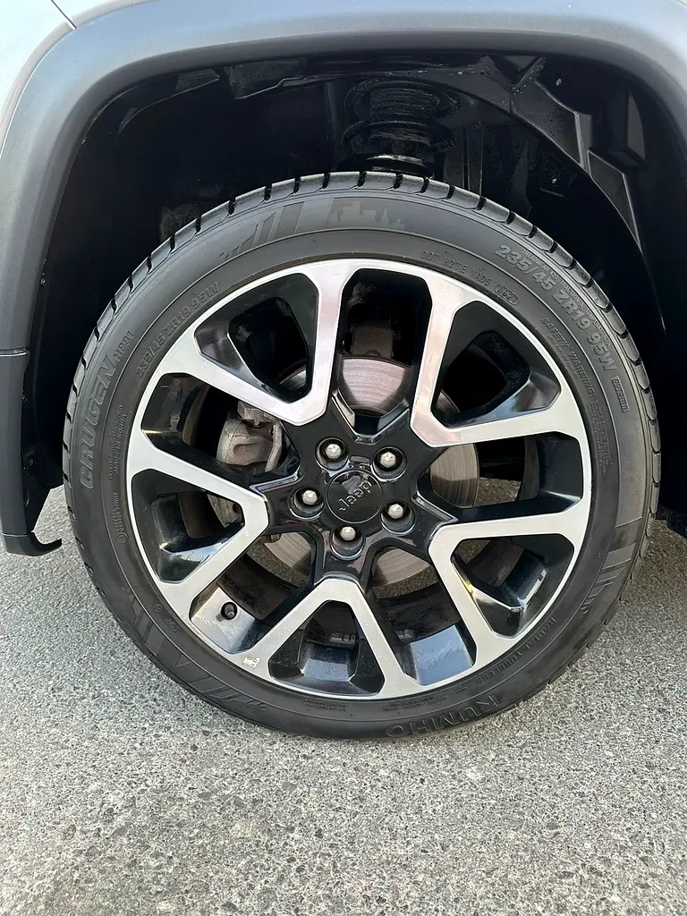 JEEP COMPASS LIMITED FULL OPTION GCC SINGLE OWNER ORIGINAL PAINT FULL SERVICE HISTORY AL FUTTAIM - Image 20
