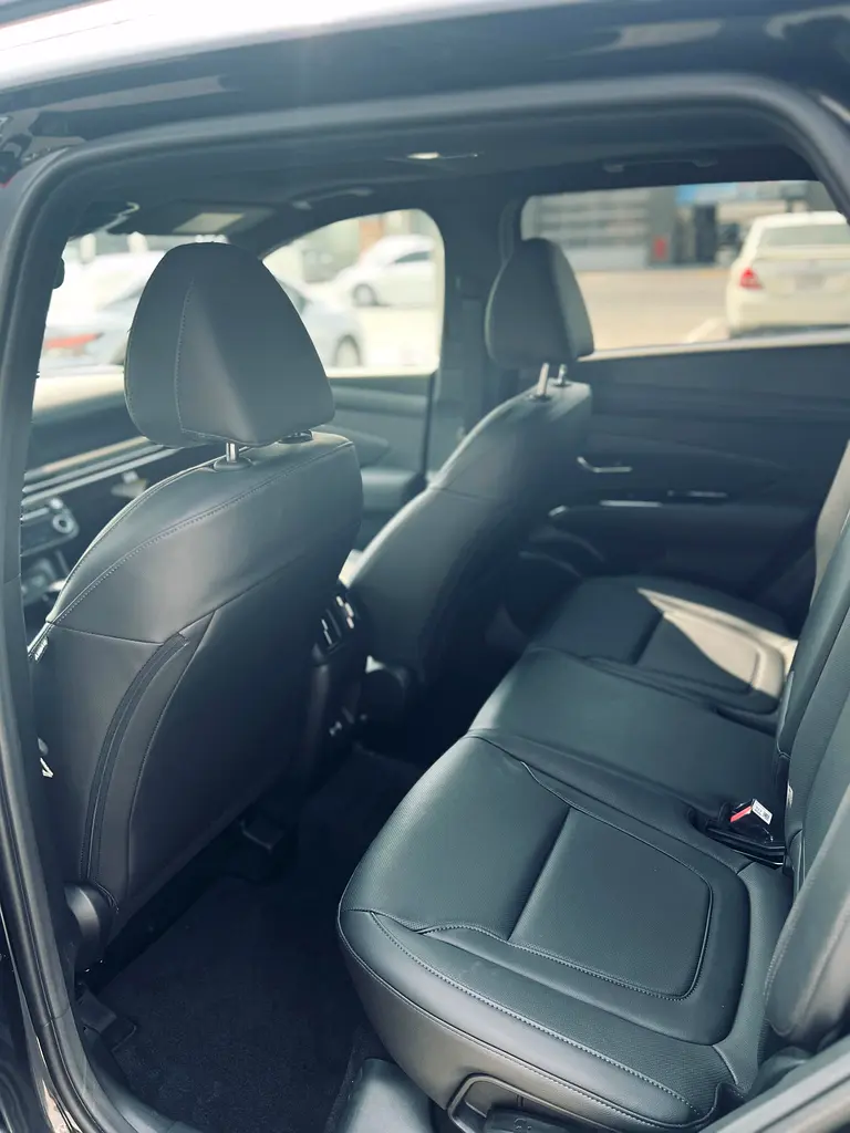 Hyundai Tucson 4*4 - Image 14