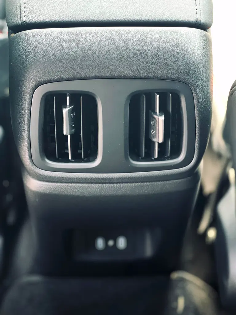 Hyundai Tucson 4*4 - Image 18
