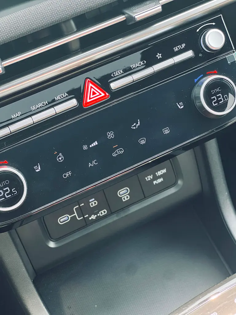 Hyundai Tucson 4*4 - Image 20