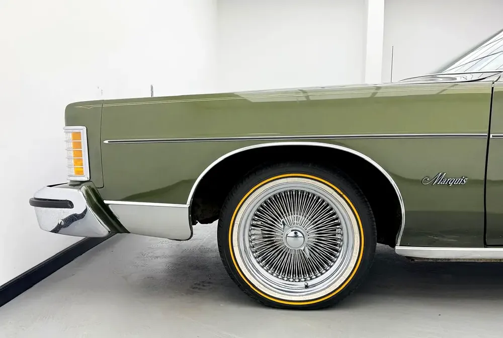 1976 Mercury Grand Marquis, Well-maintained condition, American Spec. - Image 4