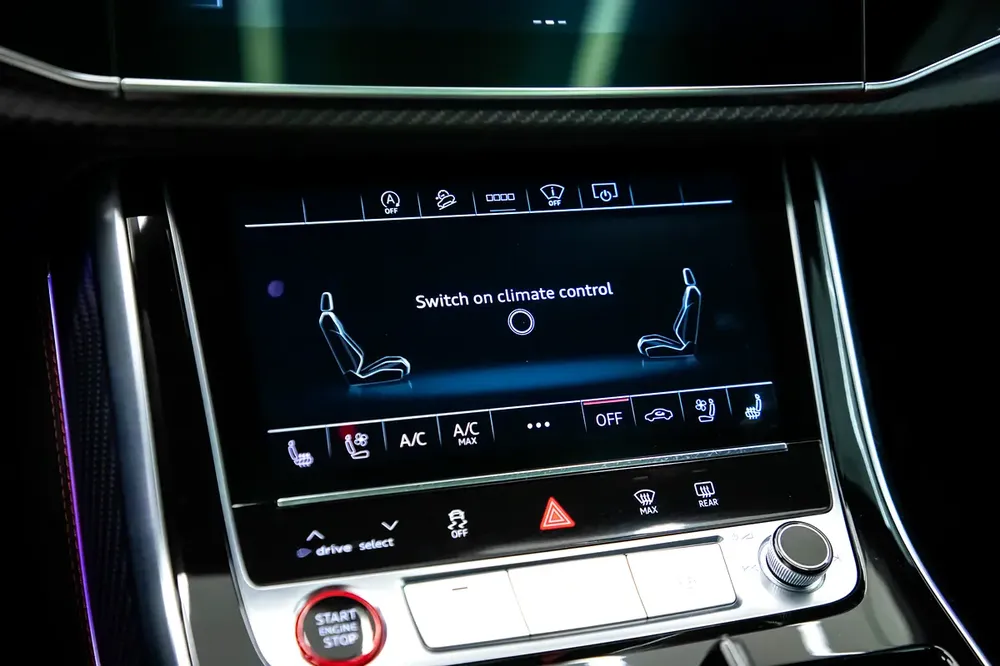 2023| AUDI RSQ8 | GCC | WARRANTY FROM AL NABODAH | SERVICE CONTRACT EXCELLENT CONDITION | BEST PRICE - Image 10