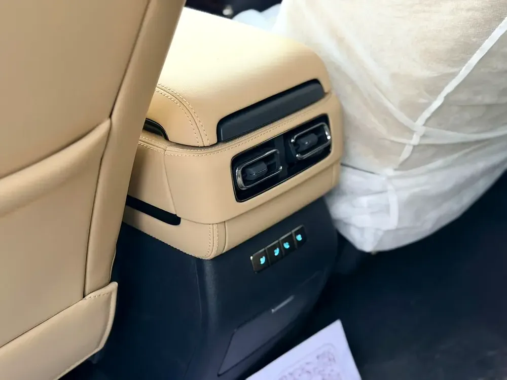 2025 BYD Leopard 5 Ultra - Image 13