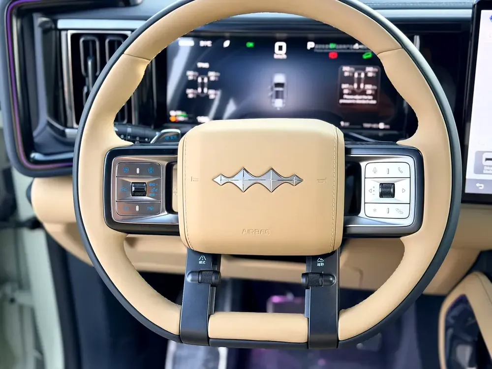 2025 BYD Leopard 5 Ultra - Image 15