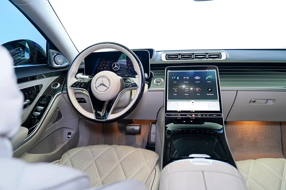 MAYBACH S680 | REAR ENTERTAINMENT | BURMESTER AUDIO | WARRANTY AVAILABLE - Image 12
