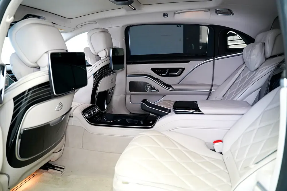 MAYBACH S680 | REAR ENTERTAINMENT | BURMESTER AUDIO | WARRANTY AVAILABLE - Image 9