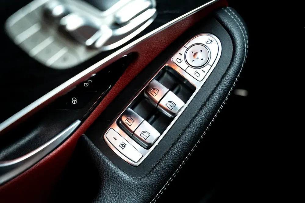 Mercedes GLC 250 Coupe 2019 Partial Service History GCC - Image 16